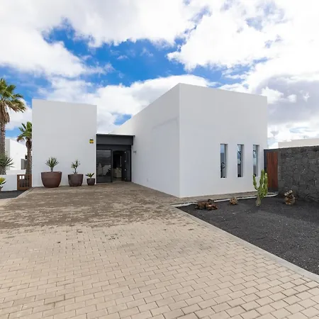 Serenity Villa Tías